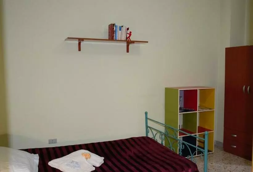 ベッドアンドブレックファースト Civico 107