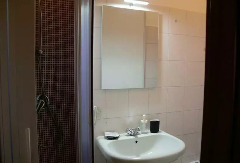 ベッドアンドブレックファースト Civico 107