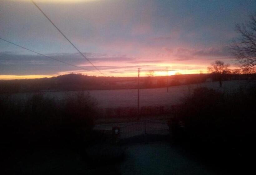 ベッドアンドブレックファースト Domaine Du Clos Henri