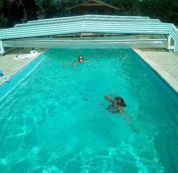 ベッドアンドブレックファースト Domaine Du Clos Henri