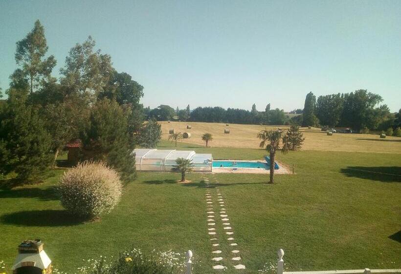 ベッドアンドブレックファースト Domaine Du Clos Henri