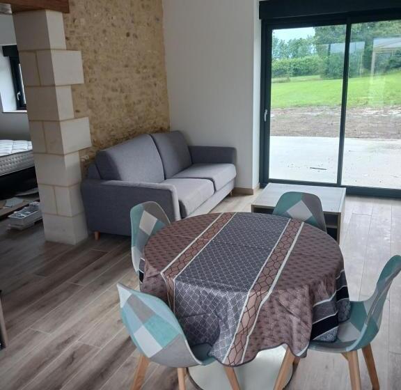 ベッドアンドブレックファースト Domaine Du Clos Henri