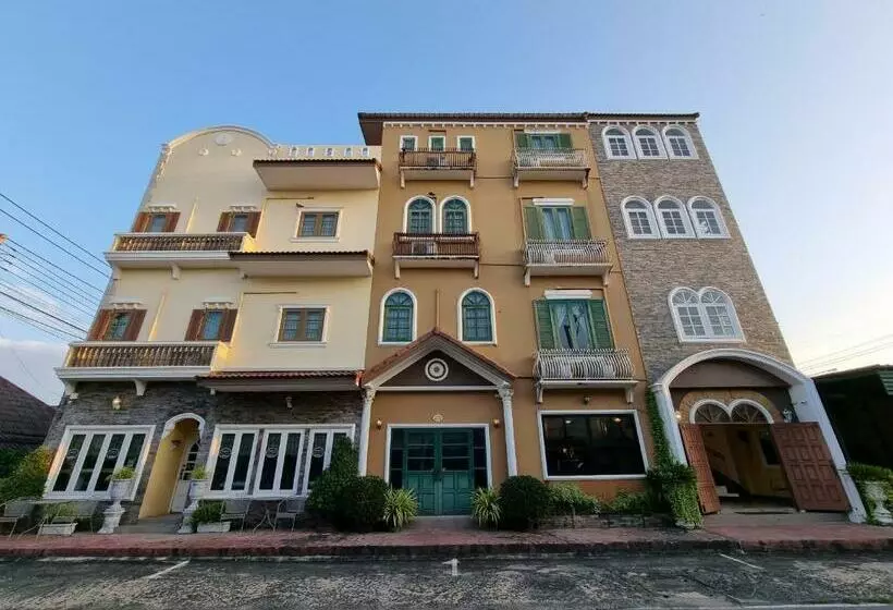 تختخواب و صبحانه Kireeya Villa