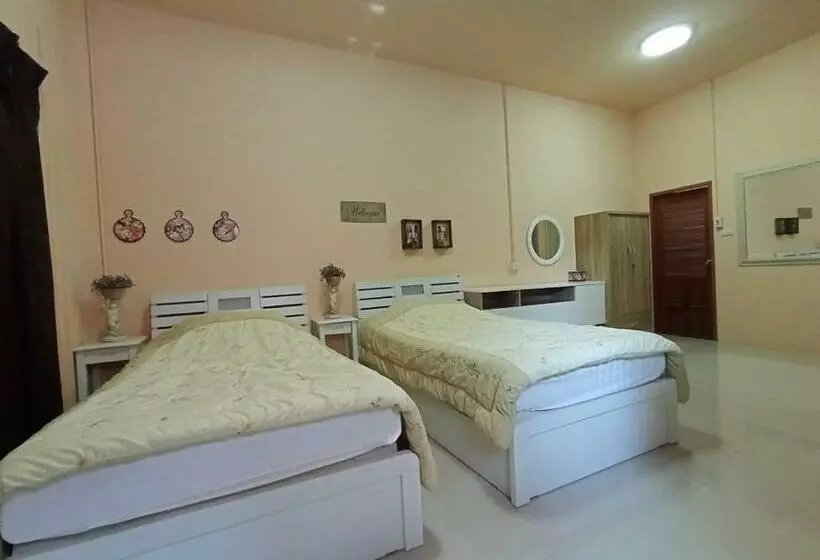 تختخواب و صبحانه Kireeya Villa