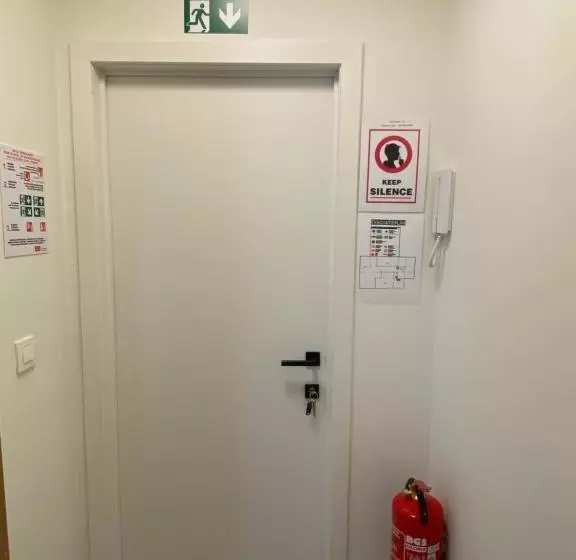 Majatalo Nummer 151 Villastudios