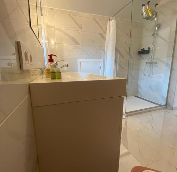 פנסיון Nummer 151 Villastudios