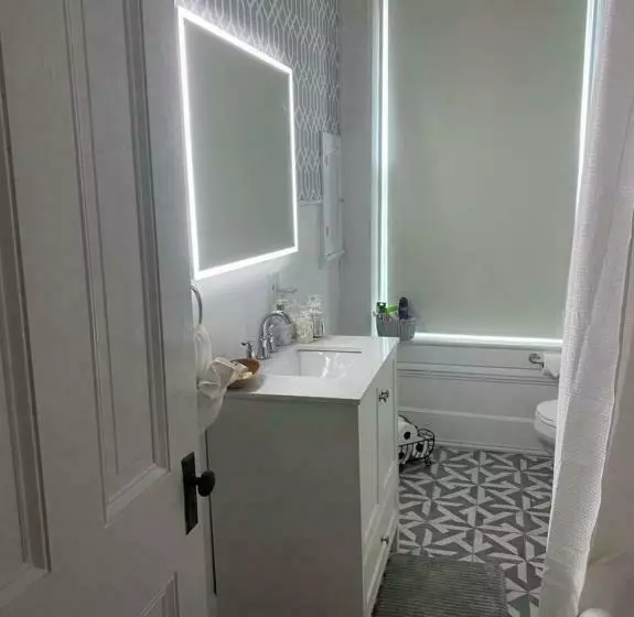 Majatalo Suite 3 Eighteen