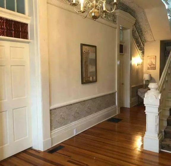 Majatalo Suite 3 Eighteen