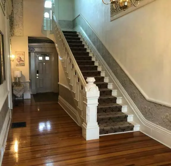 Majatalo Suite 3 Eighteen