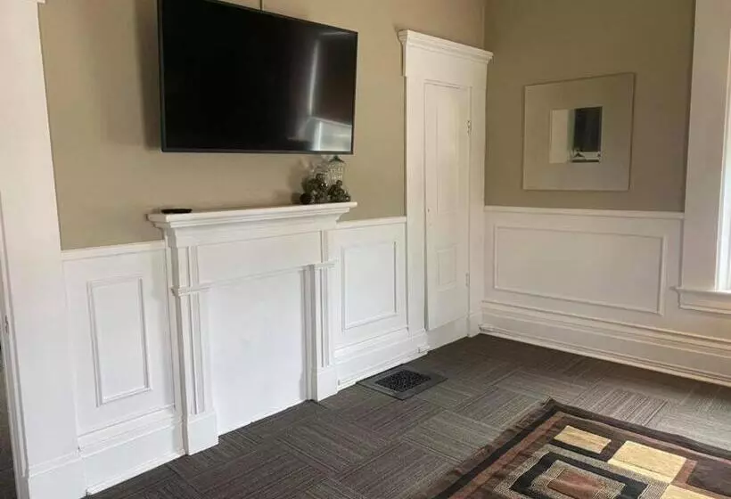 Majatalo Suite 3 Eighteen