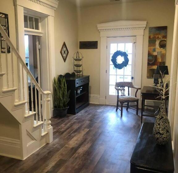 膳宿费 Suite 3 Eighteen