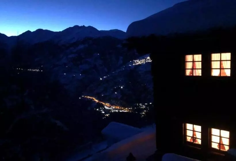 ベッドアンドブレックファースト Atelier Berg Zum Bildji