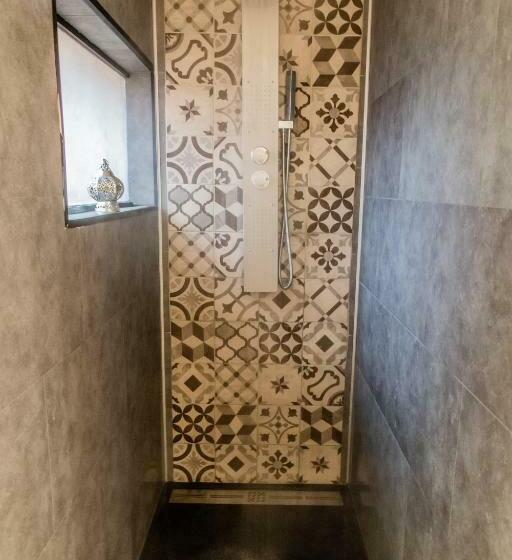 צימר Aux 3 Nuances Suites Privatives & Spa