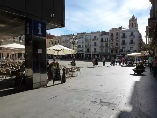 ベッドアンドブレックファースト Chambres D Hôtes Chez Catherine A Reus Chambre De Paris Avec Salle De Bains Privée