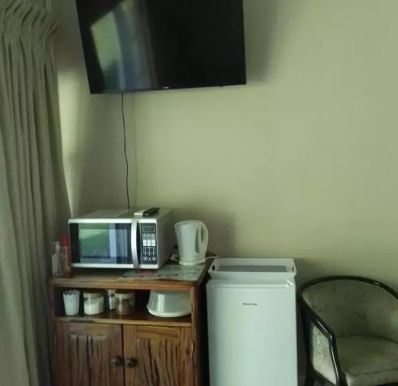 Aamiaismajoitus (B&B) Dennecres4guestrooms