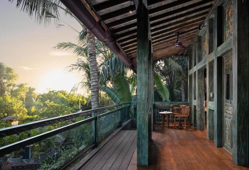 住宿加早餐  Kutus Kutus Estuary Saba Beach