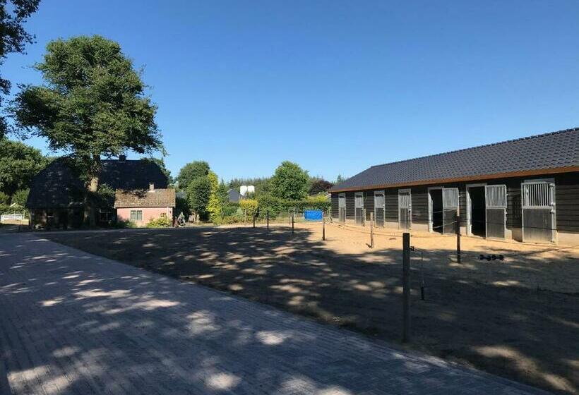 Bed and Breakfast T Heidepaleis