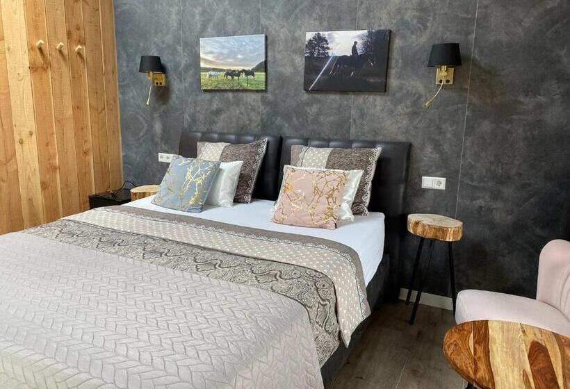 Bed and Breakfast T Heidepaleis