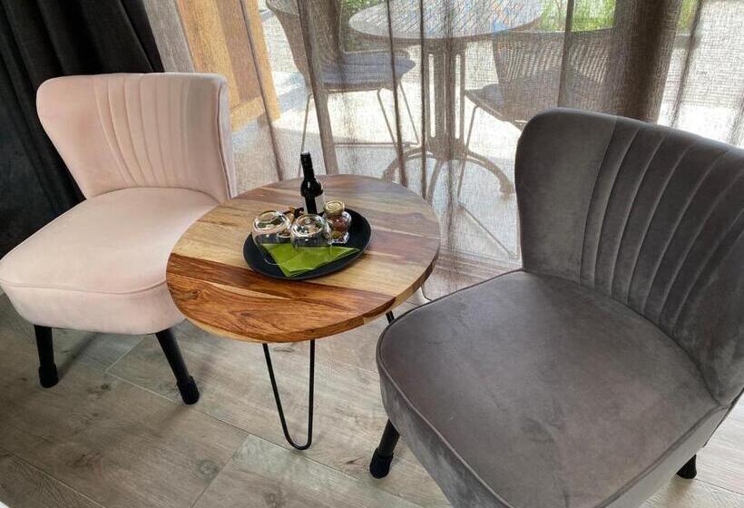 Bed and Breakfast T Heidepaleis