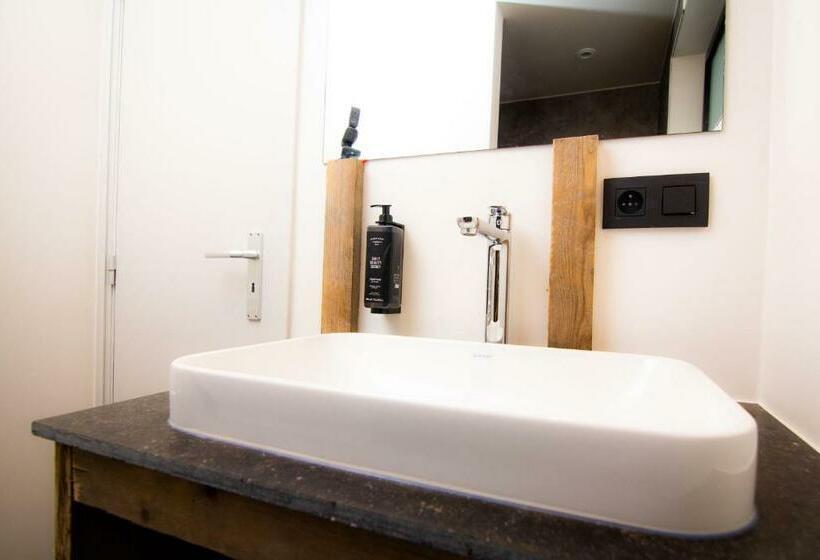 هتل Café Coureur Houffalize