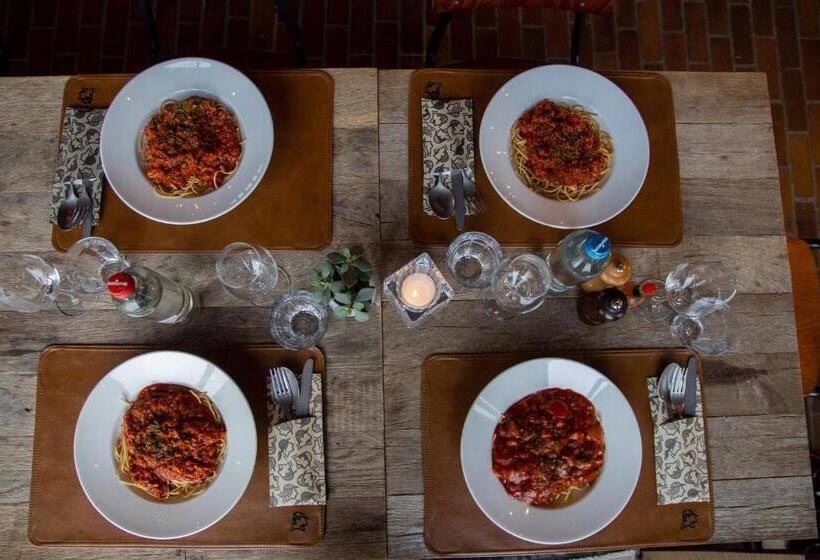 هتل Café Coureur Houffalize