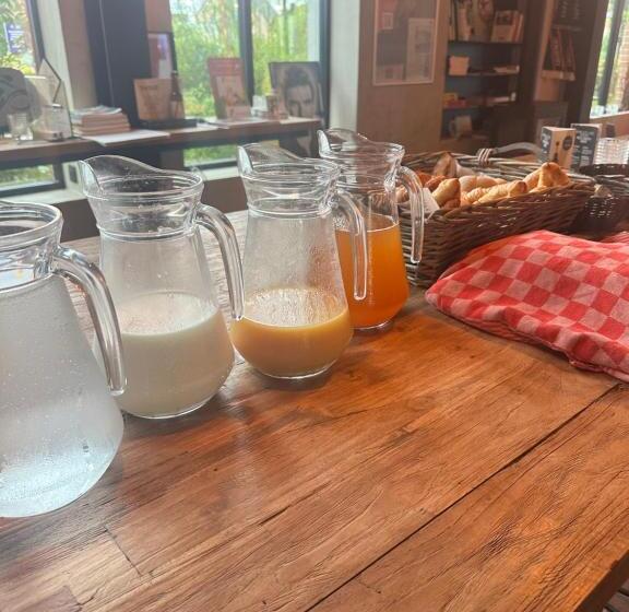 هتل Café Coureur Houffalize