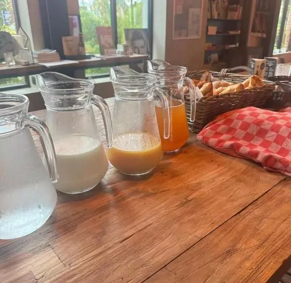 Hotelli Café Coureur Houffalize