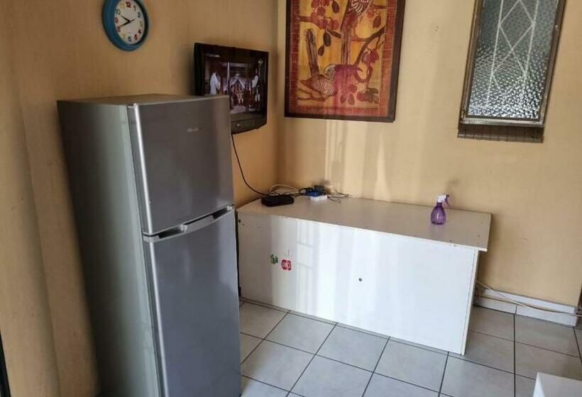 ホテル Miami Guest House