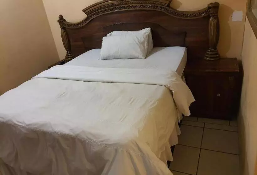 Hotelli Miami Guest House
