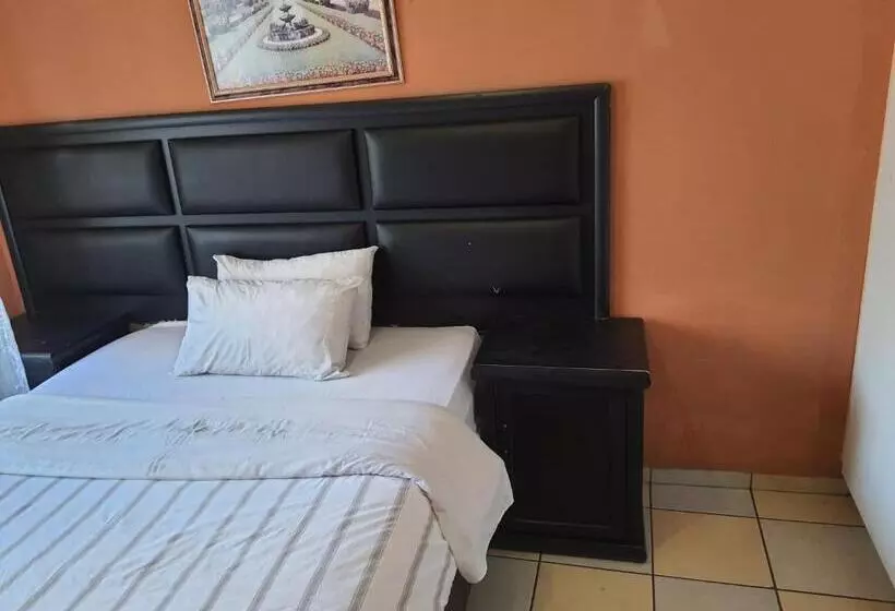 Hotelli Miami Guest House