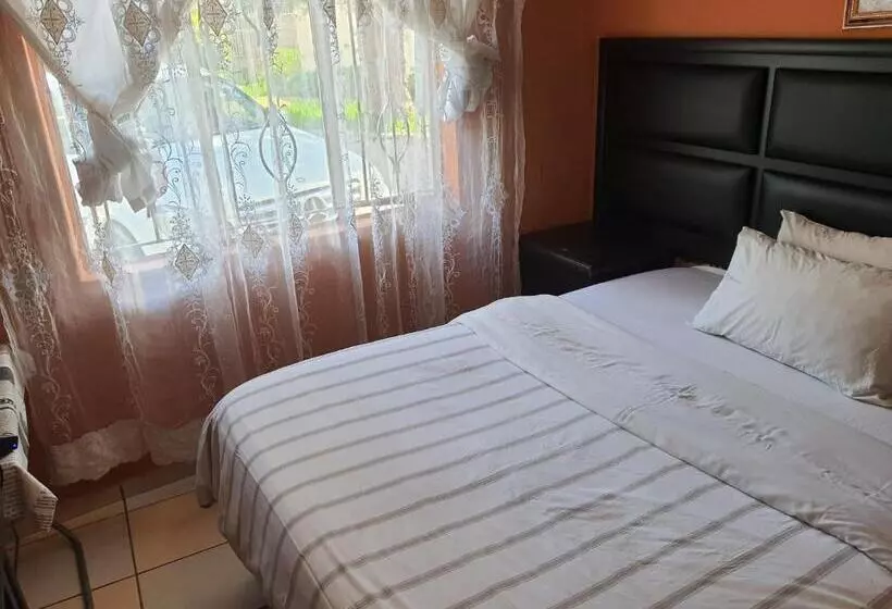 Hotelli Miami Guest House