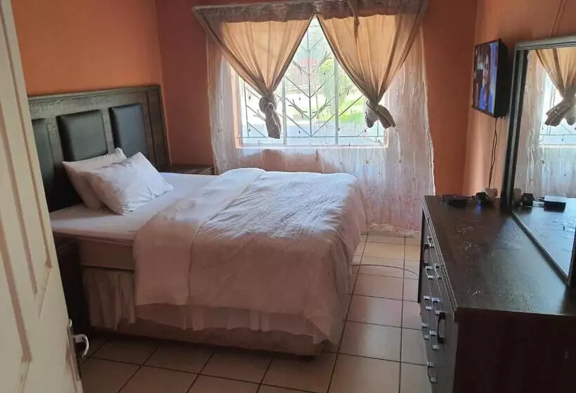 Hotelli Miami Guest House