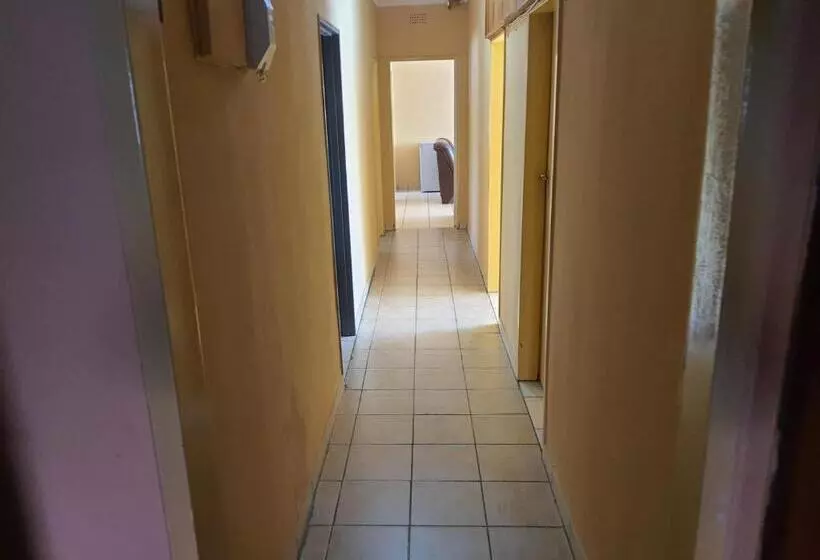 Hotelli Miami Guest House