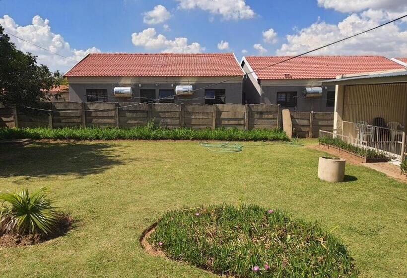 ホテル Miami Guest House