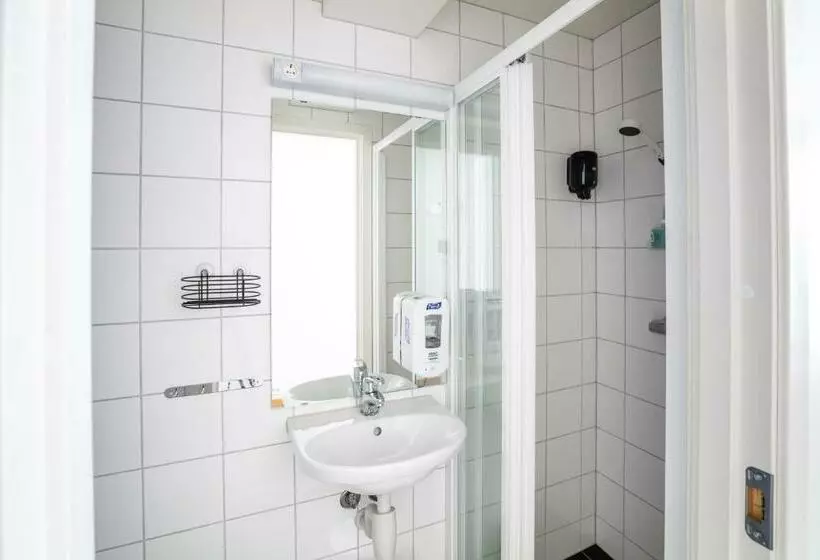 ホテル Torskensenteret