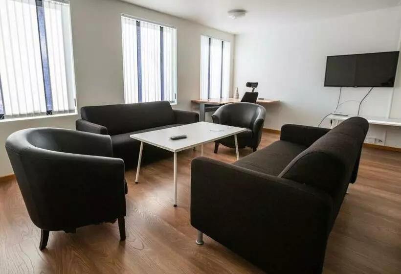 ホテル Torskensenteret