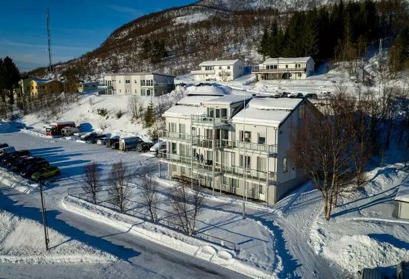 ホテル Torskensenteret