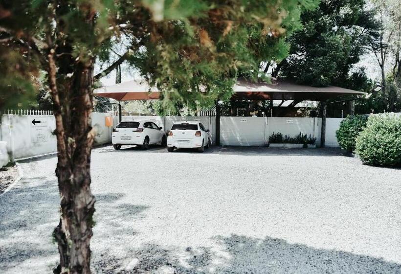 פנסיון Amaziah Guesthouse