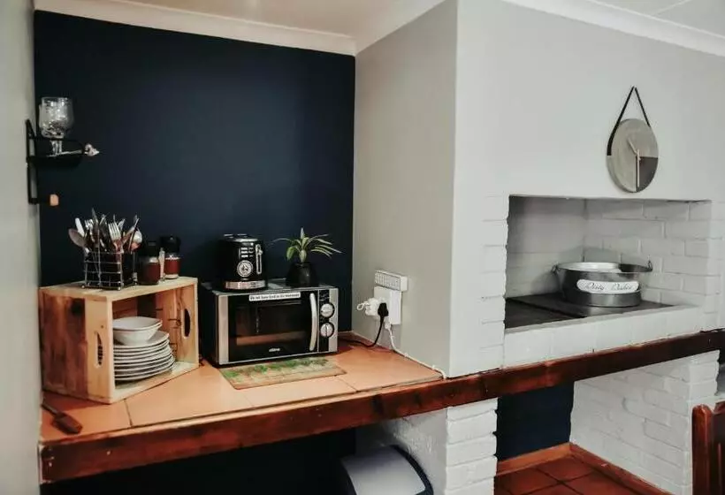 ペンション Amaziah Guesthouse