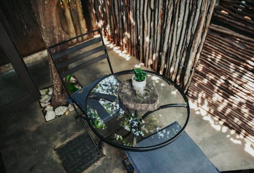 פנסיון Amaziah Guesthouse