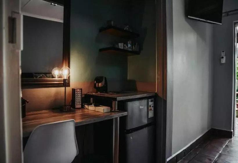 ペンション Amaziah Guesthouse