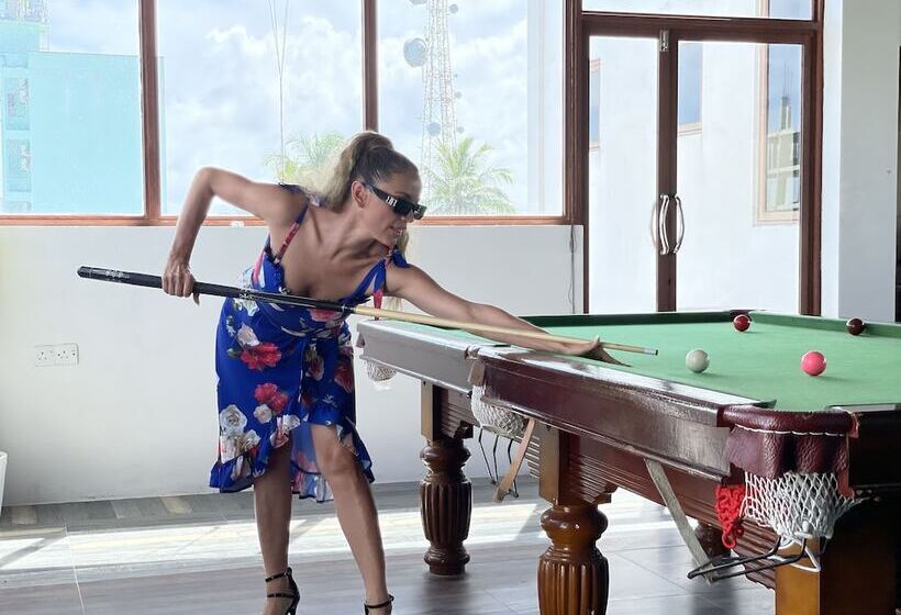 پانسیون Aquzz Hotel & Spa