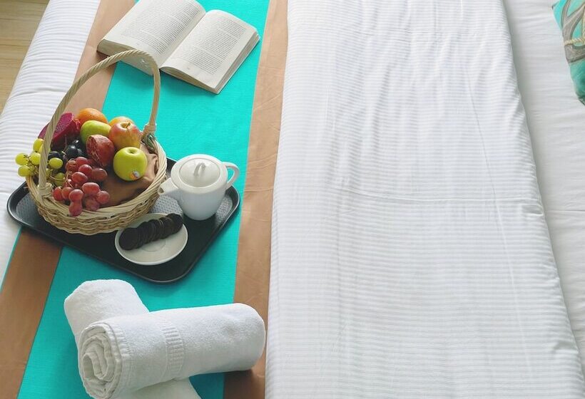 پانسیون Aquzz Hotel & Spa