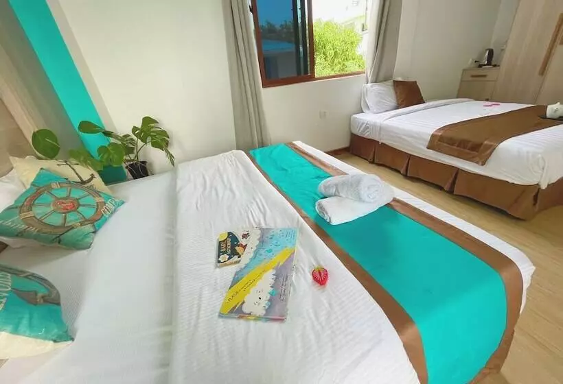 پانسیون Aquzz Hotel & Spa
