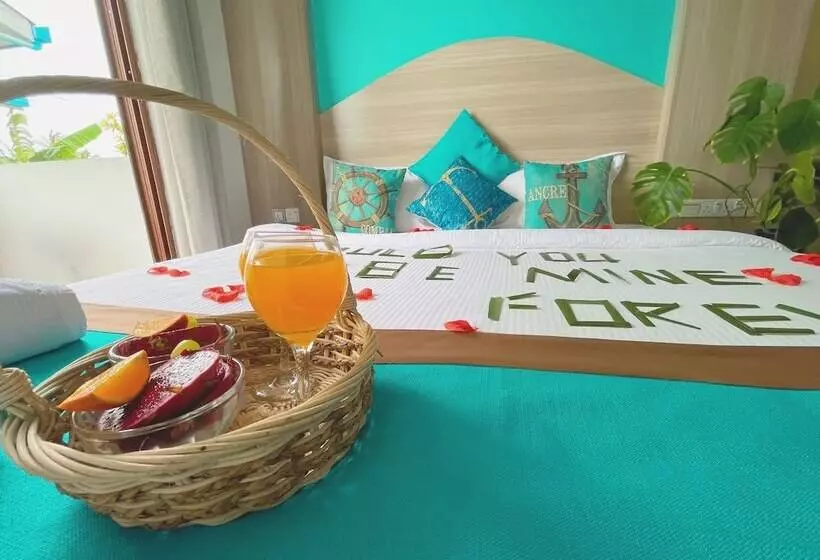 پانسیون Aquzz Hotel & Spa
