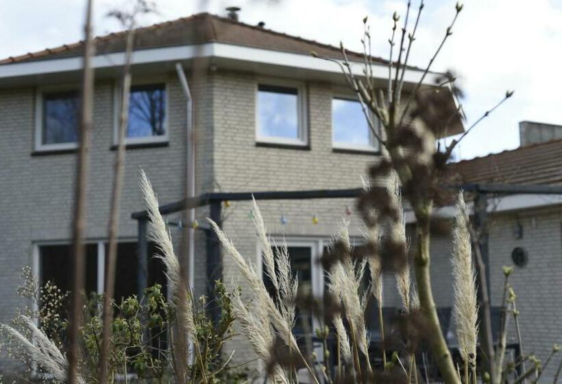 Pensió B&b Eibergen Met Privé Zwembad En Sauna