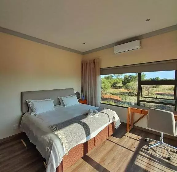 Majatalo Kameeldrift Waterfront Estate & Resort