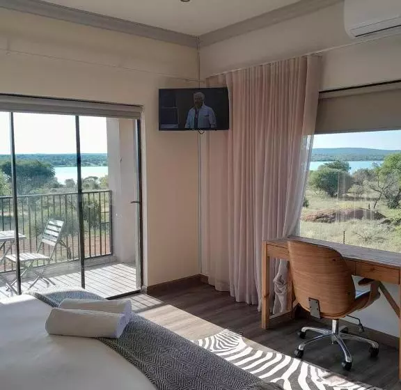 Majatalo Kameeldrift Waterfront Estate & Resort