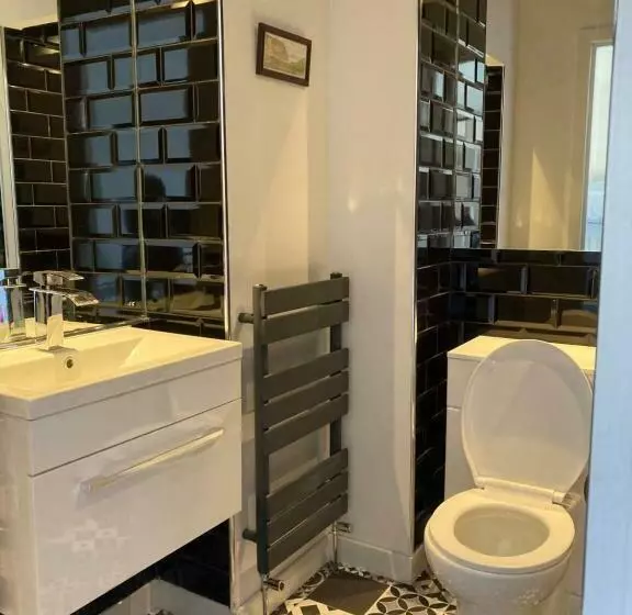 ペンション Shorelands B&b