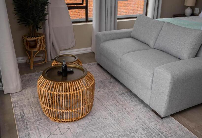 Пансион White Sands Self Catering Units